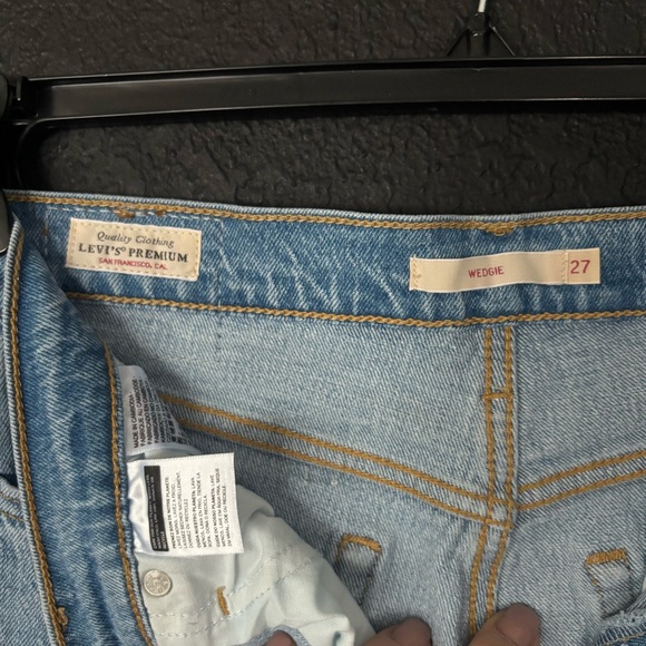 LEVIS Wedgie Icon Fit Ankle Women's Jeans Tango Light - Picture 5 of 6